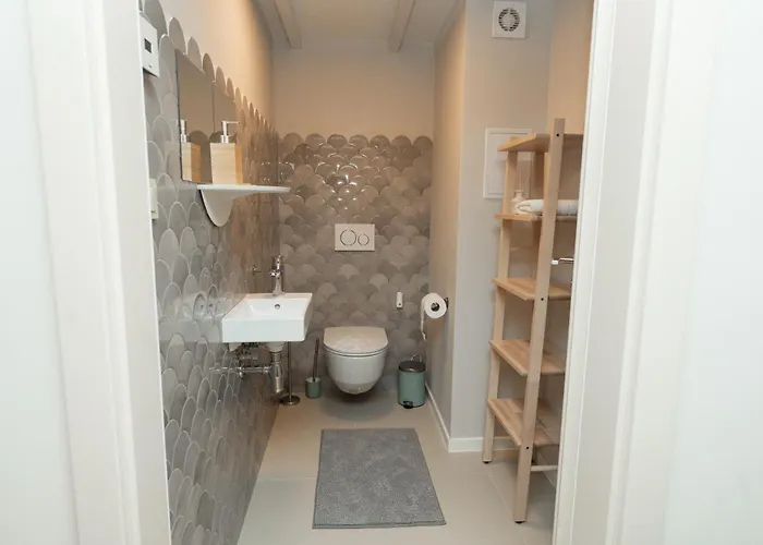 Center 99m2 Andel Family For 6 Bath And Shower Self Check In Appartement